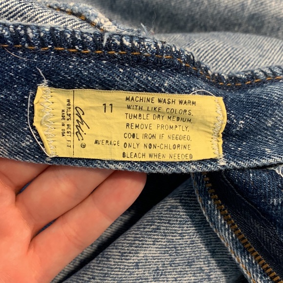 Vintage Chic Acid Wash Denim - Picture 8 of 9